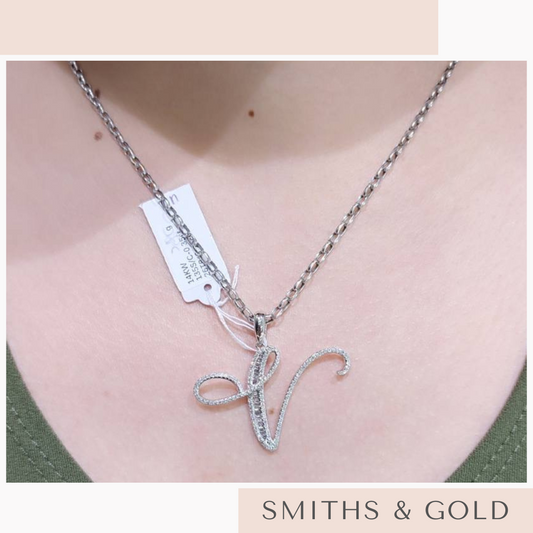V Diamond Pendant Small