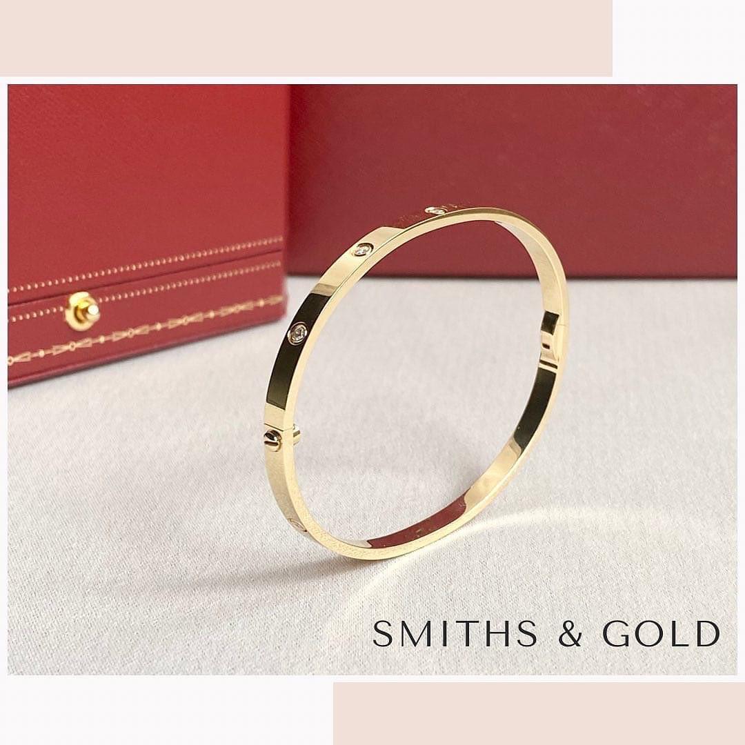 10-diamond Bangle