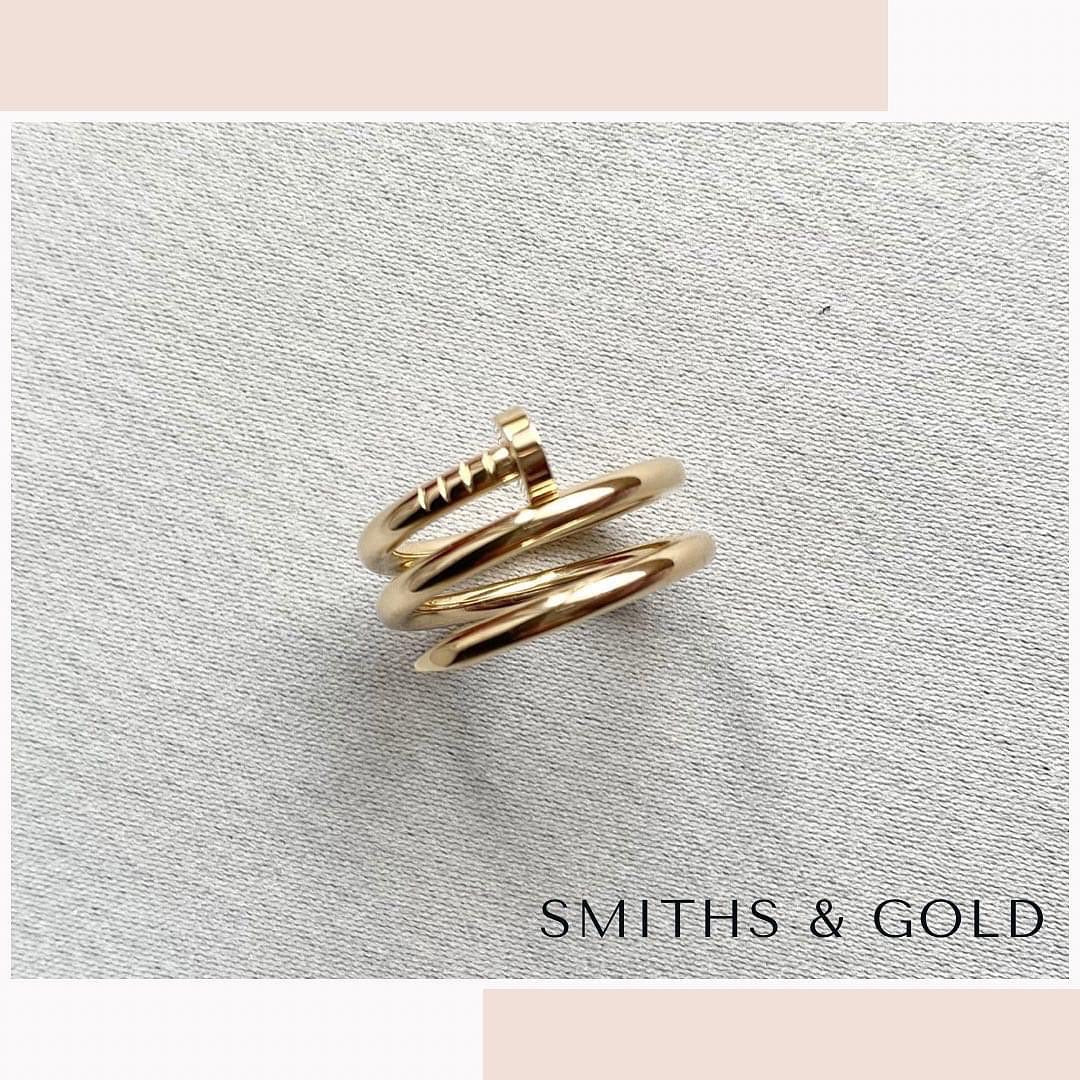 Sapphire Diamonds Ring