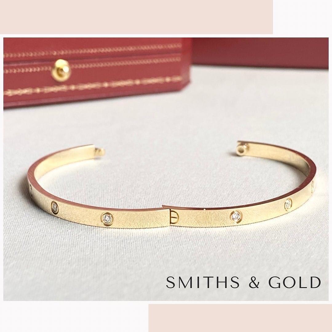 10-diamond Bangle