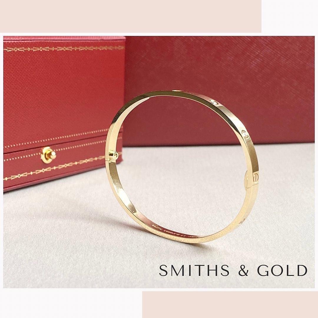 10-diamond Bangle